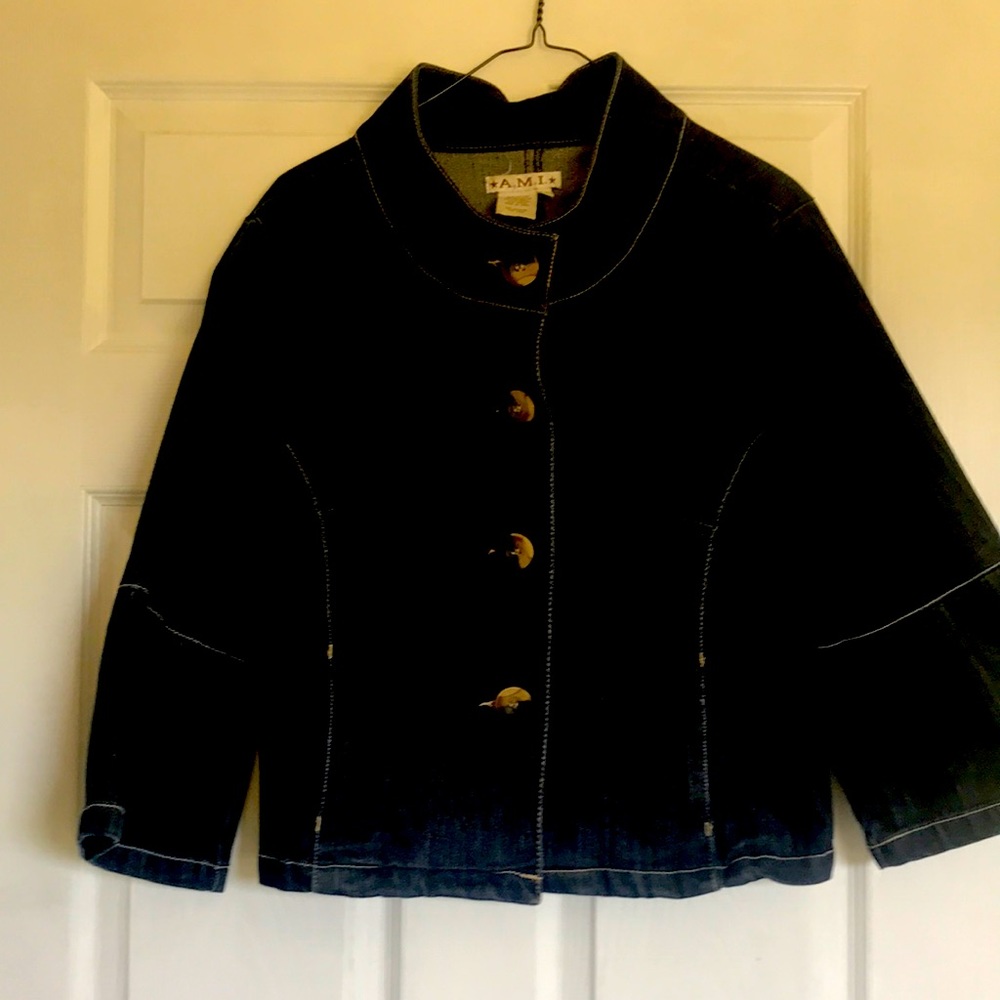 Attractive fitted Jean jacket with bell sleeves